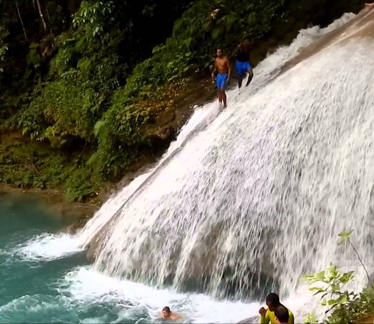 blue-hole