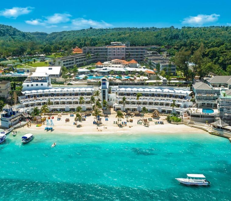 ocho hotel